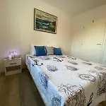 Jelena With Pool & Playground Casa vacanze