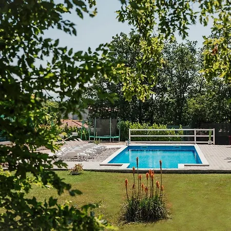 Jelena With Pool & Playground *